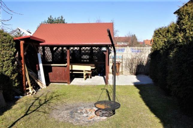 Domek Nad Kanalem Luczanskim Giżycko Exterior foto