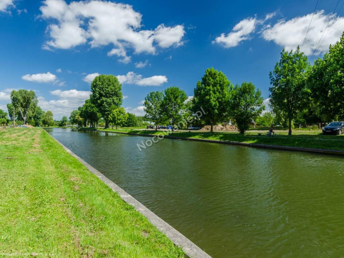 Domek Nad Kanalem Luczanskim Giżycko Exterior foto